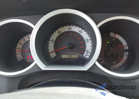 2011 Toyota Tacoma Prerunner V6 z USA, uszkodzony, nr VIN 3TMJU4GN6BM123108